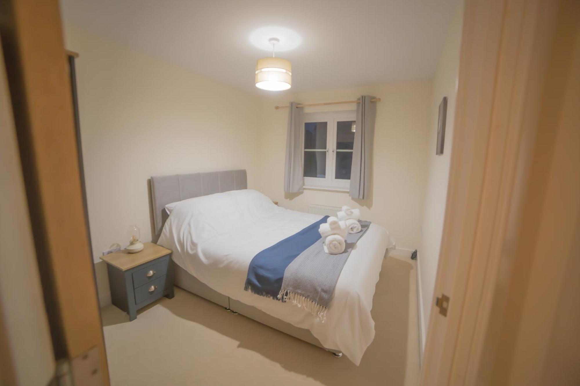 Sleeps9 Parking&Garage 17 Mins To Gatwick, 30 To London Villa Merstham Bagian luar foto