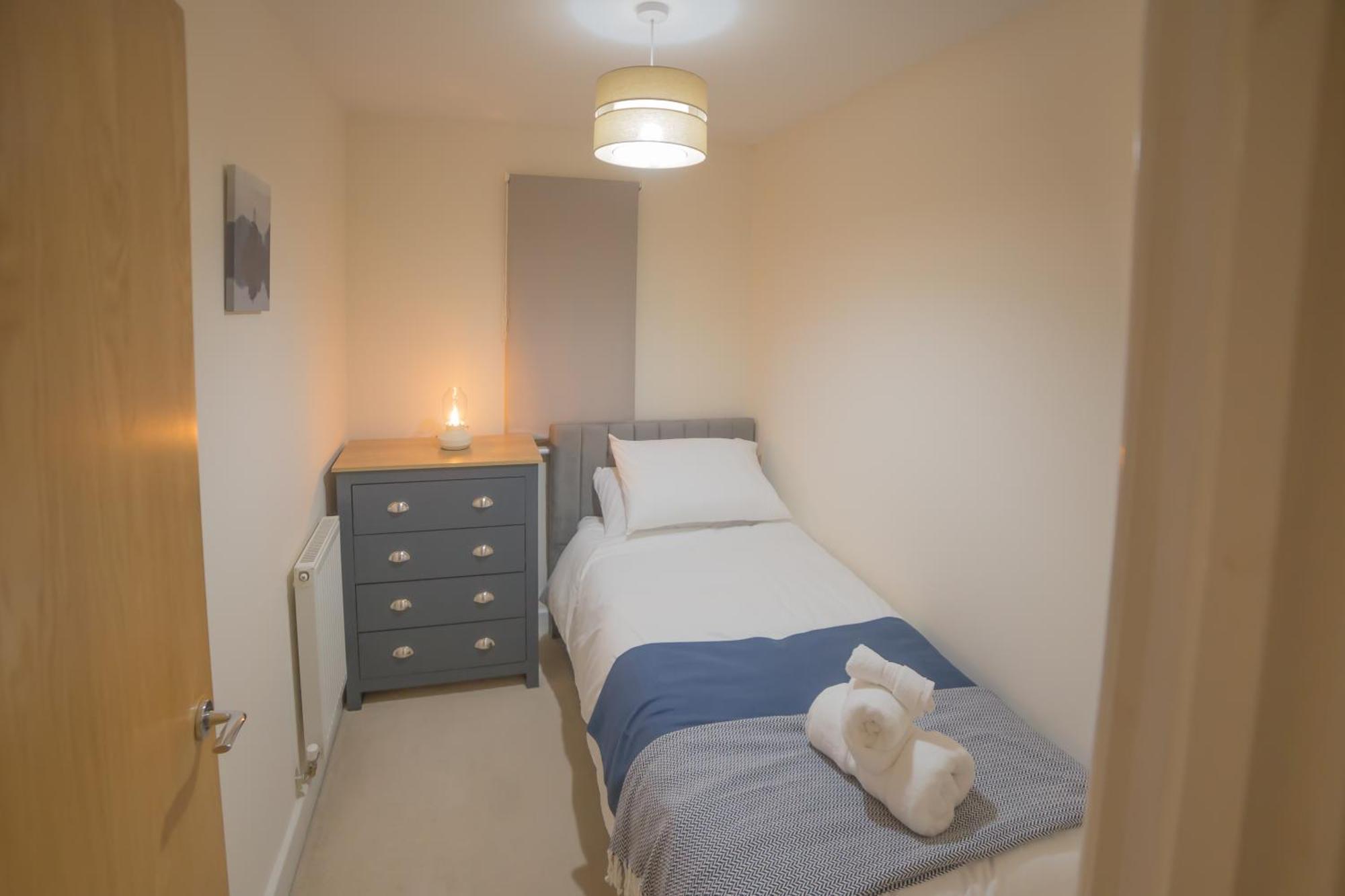 Sleeps9 Parking&Garage 17 Mins To Gatwick, 30 To London Villa Merstham Bagian luar foto