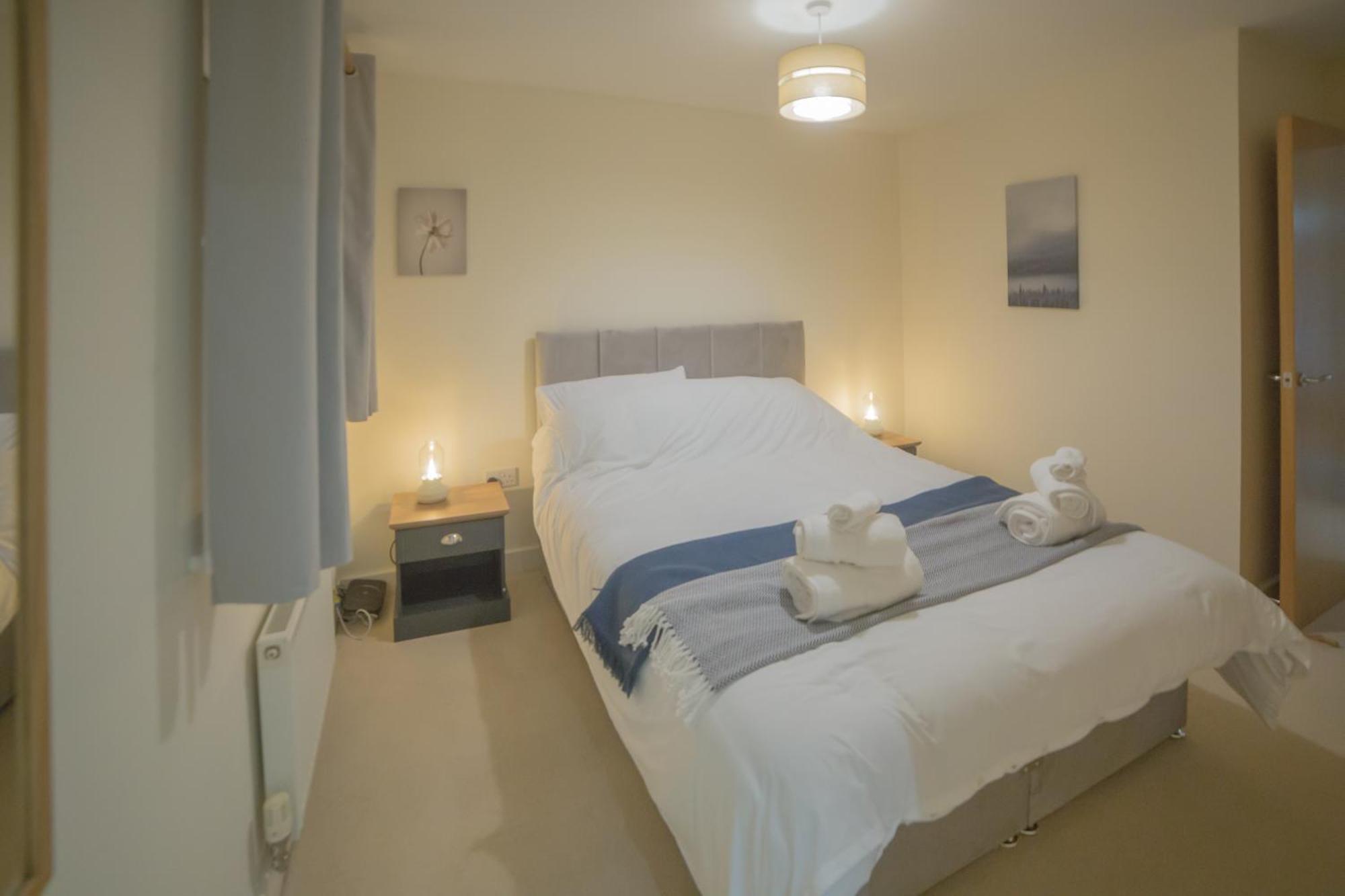 Sleeps9 Parking&Garage 17 Mins To Gatwick, 30 To London Villa Merstham Bagian luar foto