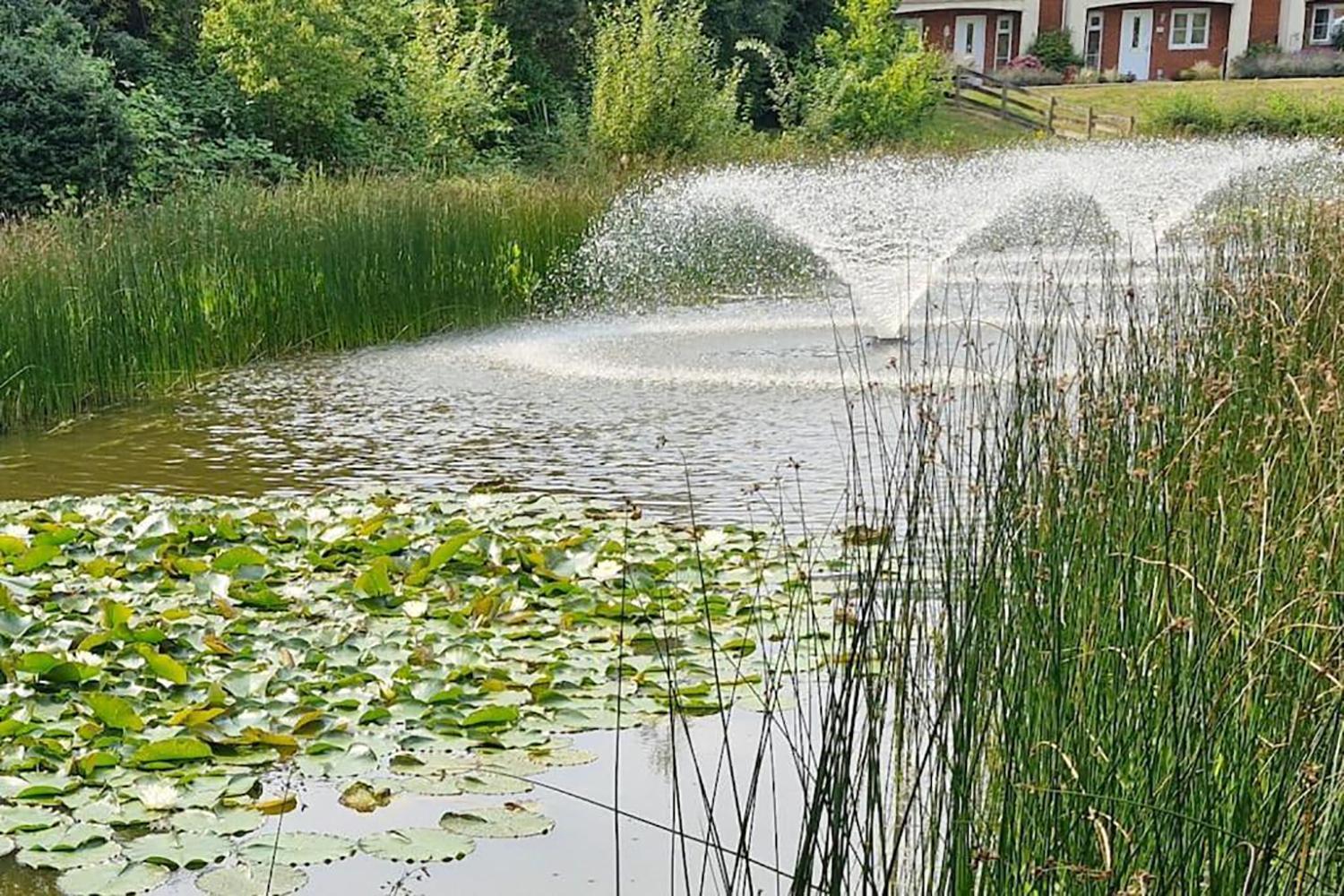 Sleeps9 Parking&Garage 17 Mins To Gatwick, 30 To London Villa Merstham Bagian luar foto