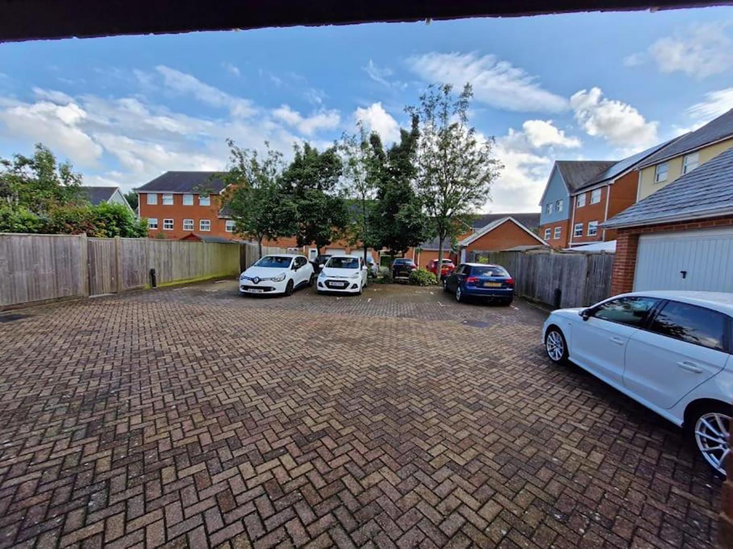 Sleeps9 Parking&Garage 17 Mins To Gatwick, 30 To London Villa Merstham Bagian luar foto