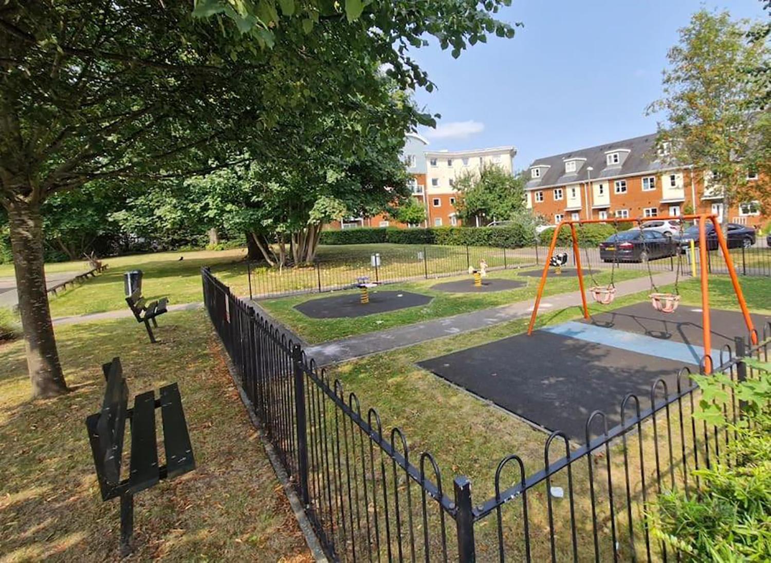 Sleeps9 Parking&Garage 17 Mins To Gatwick, 30 To London Villa Merstham Bagian luar foto